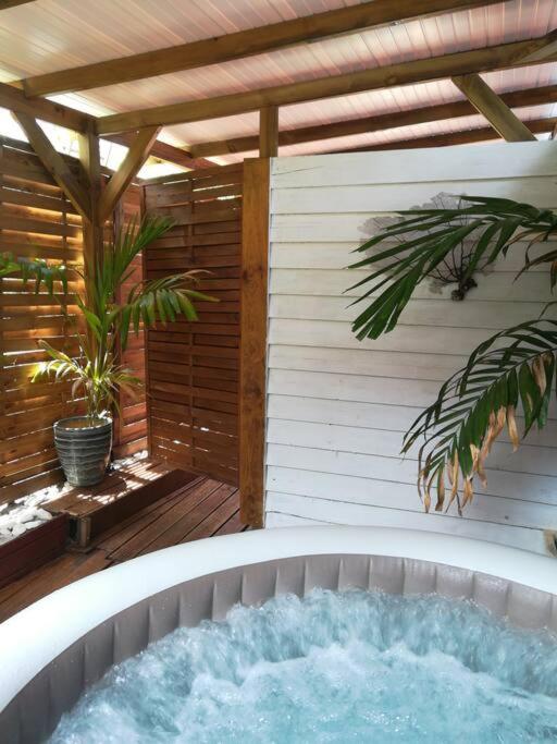 Bungalow Atypique Ti Bambou A 500M De La Plage Сент-Анн Екстер'єр фото