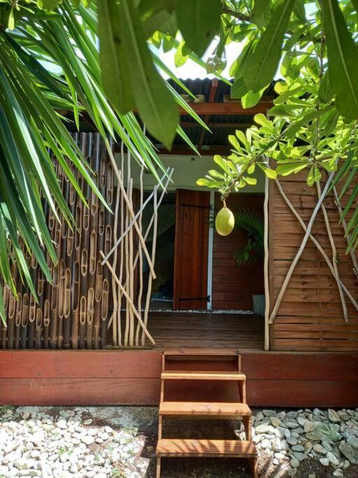 Bungalow Atypique Ti Bambou A 500M De La Plage Сент-Анн Екстер'єр фото